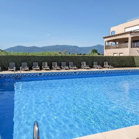 Les Embruns-17 By Interhome Apartment *