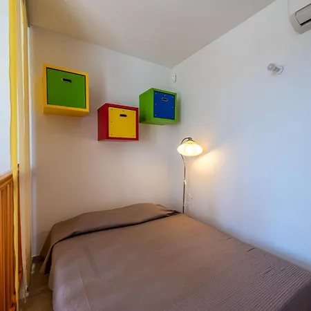 Apartment Les Embruns-17 By Interhome *